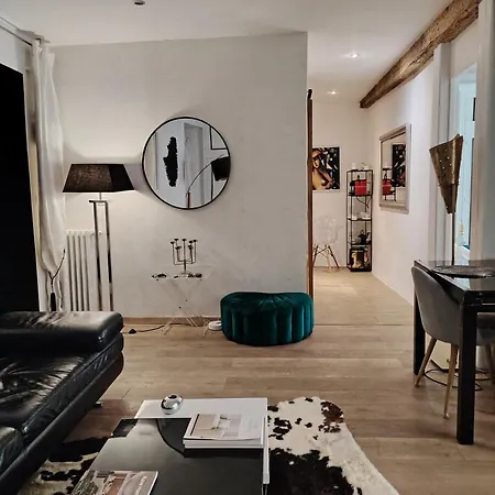 Movida Apartment